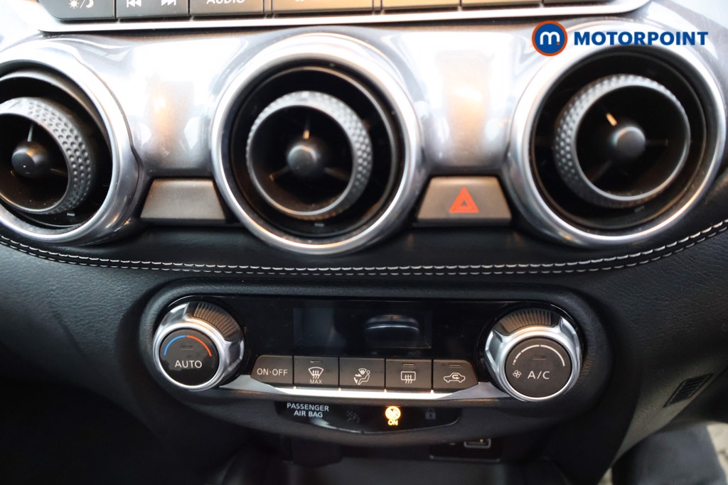 Nissan Juke N-Connecta Manual Petrol SUV - Stock Number (1566092) - 9th supplementary image