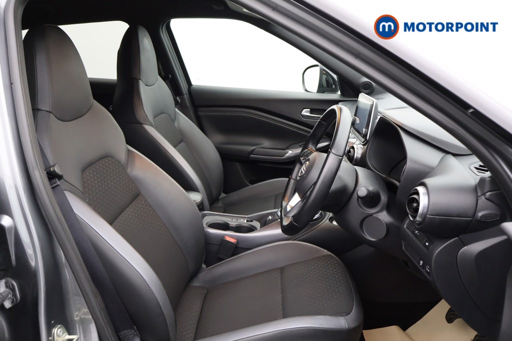 Nissan Juke N-Connecta Manual Petrol SUV - Stock Number (1566092) - 15th supplementary image