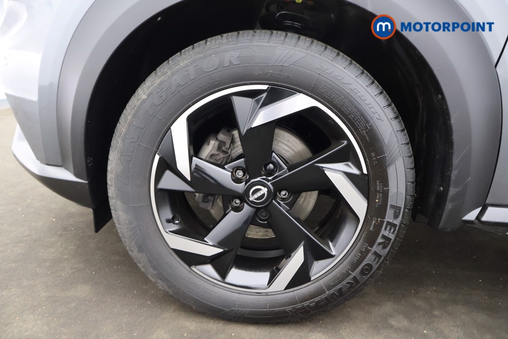 Nissan Juke N-Connecta Manual Petrol SUV - Stock Number (1566092) - 29th supplementary image