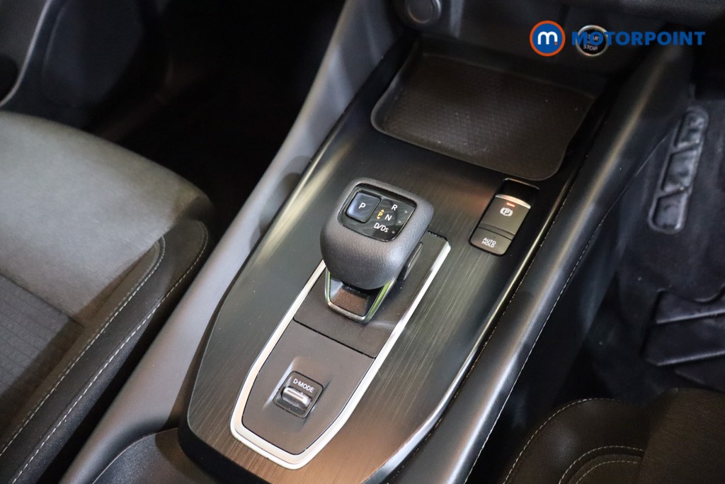 Nissan Qashqai N-Connecta Automatic Petrol SUV - Stock Number (1570578) - 12th supplementary image