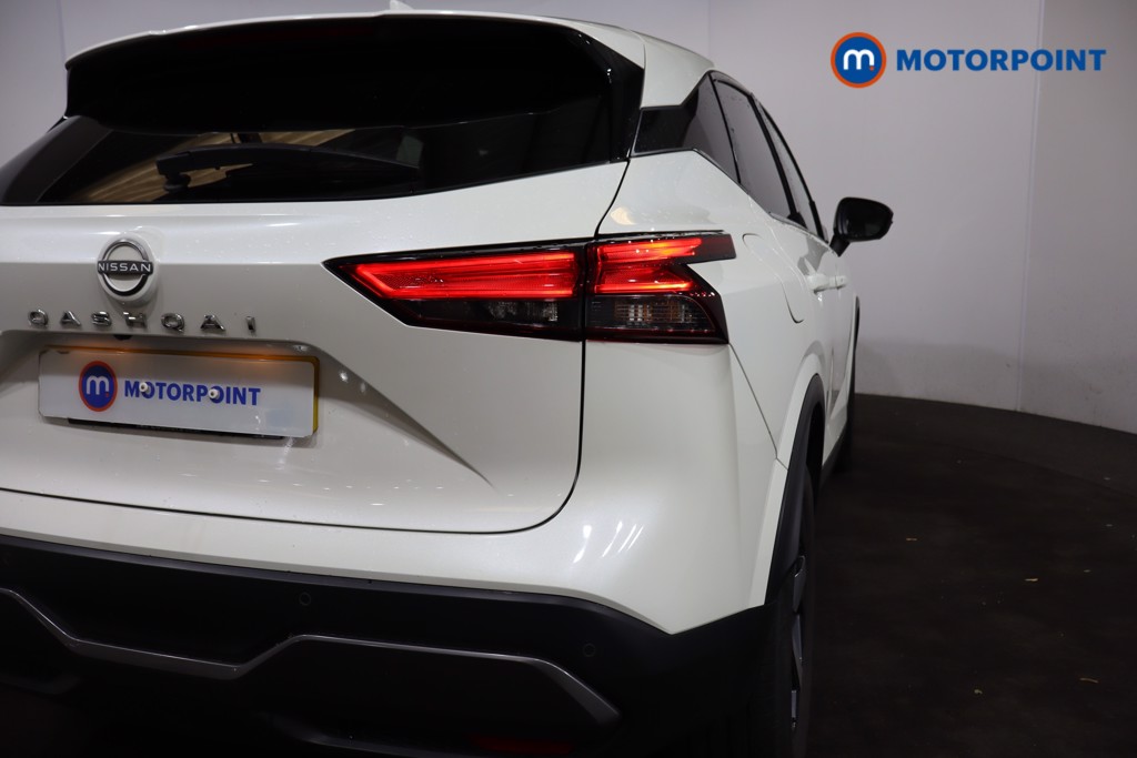 Nissan Qashqai N-Connecta Automatic Petrol SUV - Stock Number (1570578) - 30th supplementary image