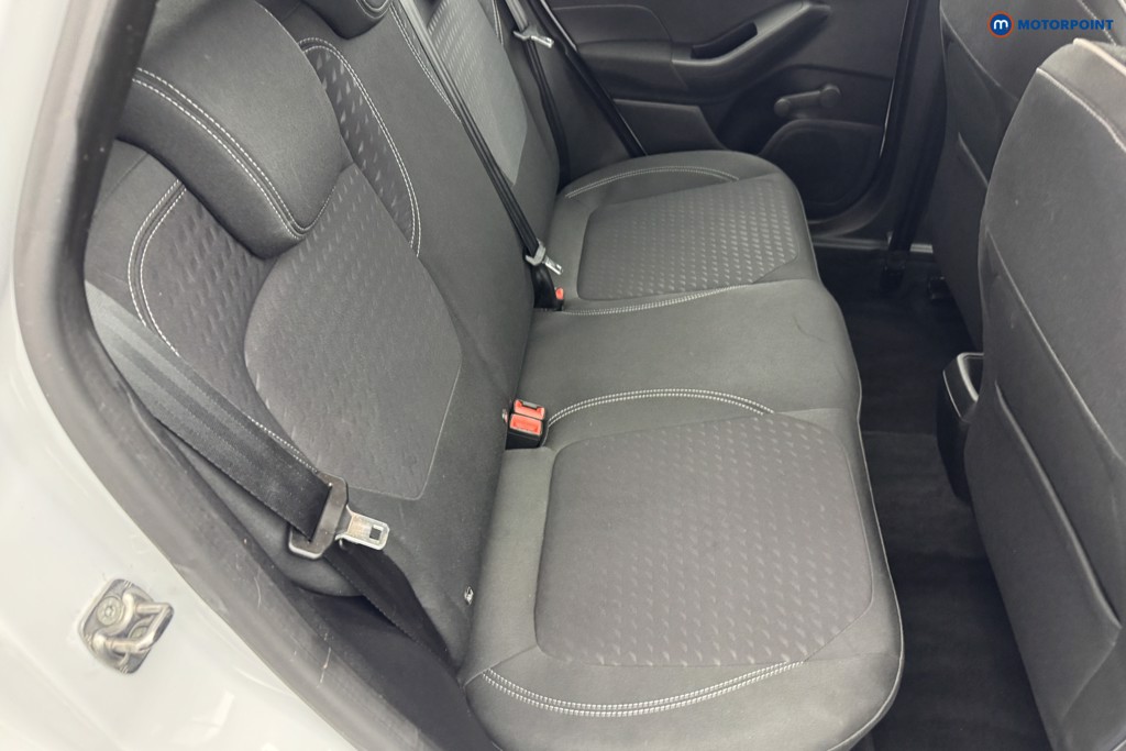Ford Fiesta Zetec Manual Petrol Hatchback - Stock Number (1572217) - 4th supplementary image