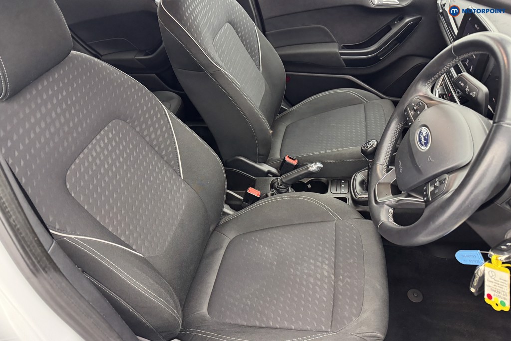 Ford Fiesta Zetec Manual Petrol Hatchback - Stock Number (1572217) - 5th supplementary image