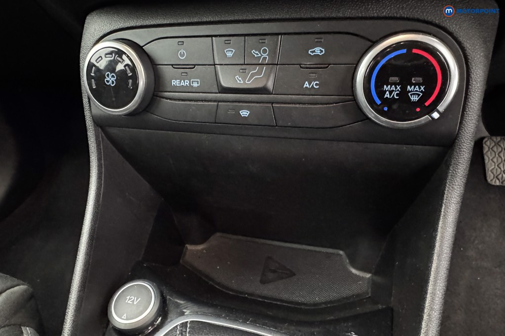 Ford Fiesta Zetec Manual Petrol Hatchback - Stock Number (1572217) - 14th supplementary image
