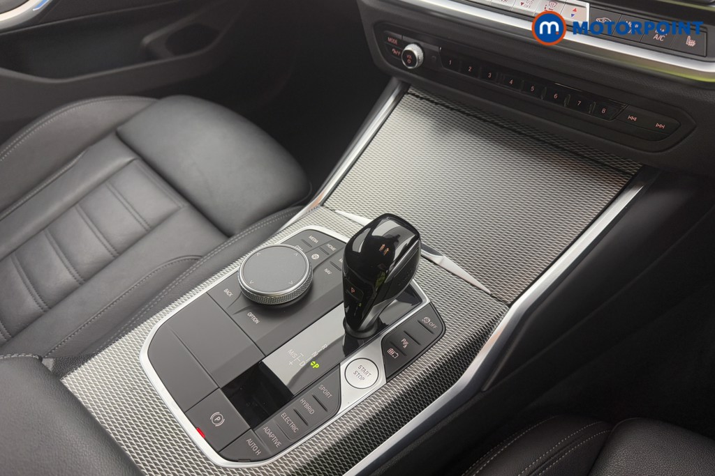 BMW 3 Series M Sport Automatic Petrol Plug-In Hybrid Estate - Stock Number (1573768) - 14th supplementary image
