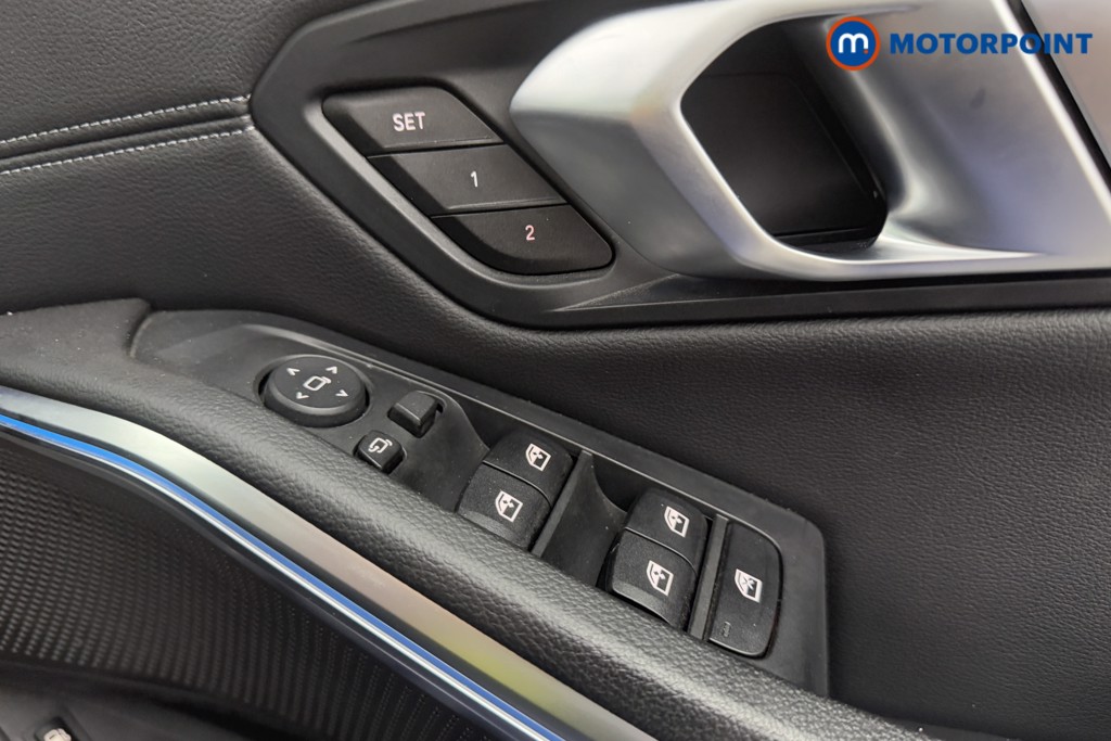 BMW 3 Series M Sport Automatic Petrol Plug-In Hybrid Estate - Stock Number (1573768) - 20th supplementary image