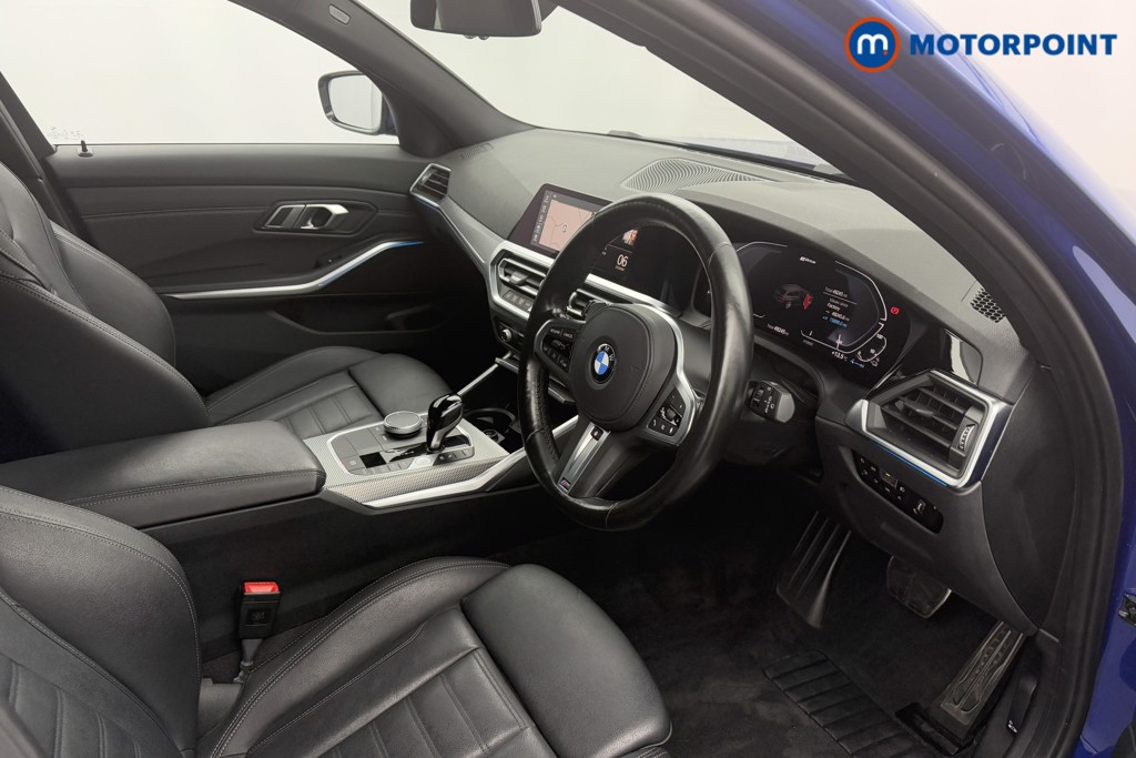 BMW 3 Series M Sport Automatic Petrol Plug-In Hybrid Estate - Stock Number (1573768) - 1st supplementary image