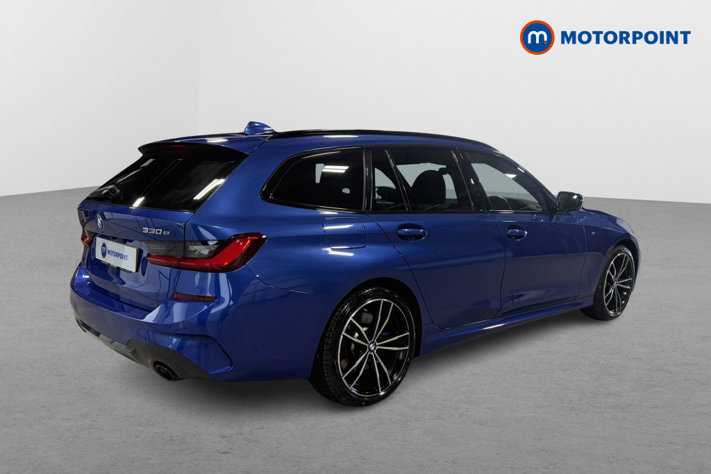 BMW 3 Series M Sport Automatic Petrol Plug-In Hybrid Estate - Stock Number (1573768) - Drivers side rear corner