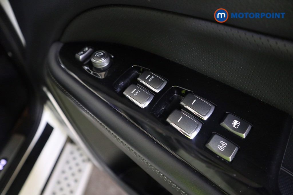 Ssangyong Rexton Ultimate Automatic Diesel SUV - Stock Number (1574019) - 12th supplementary image
