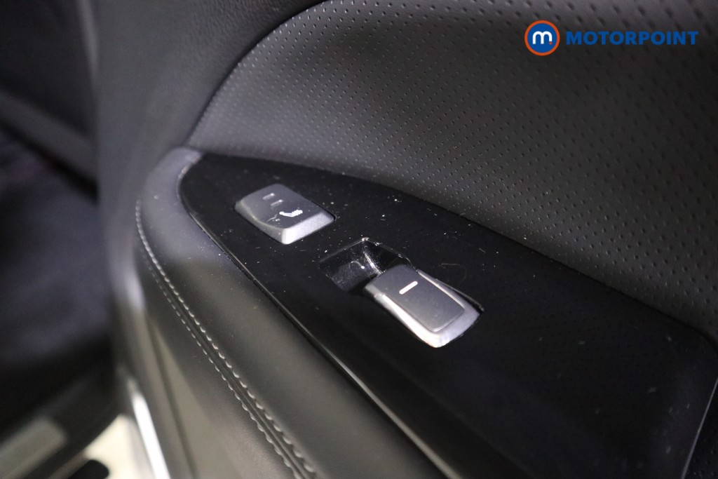 Ssangyong Rexton Ultimate Automatic Diesel SUV - Stock Number (1574019) - 18th supplementary image