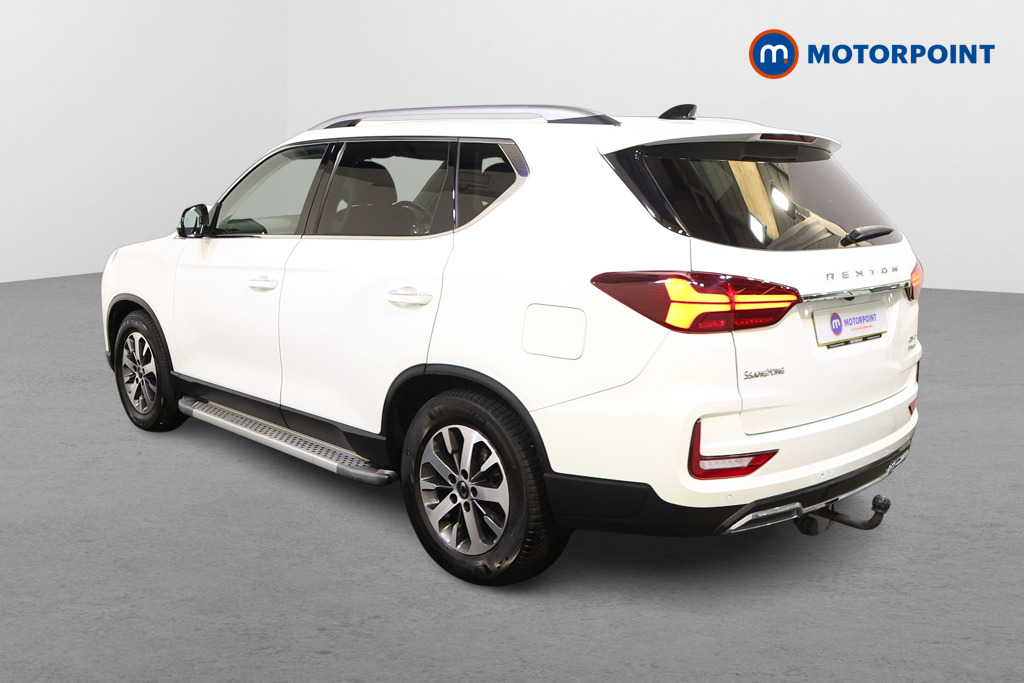 Ssangyong Rexton Ultimate Automatic Diesel SUV - Stock Number (1574019) - Passenger side rear corner