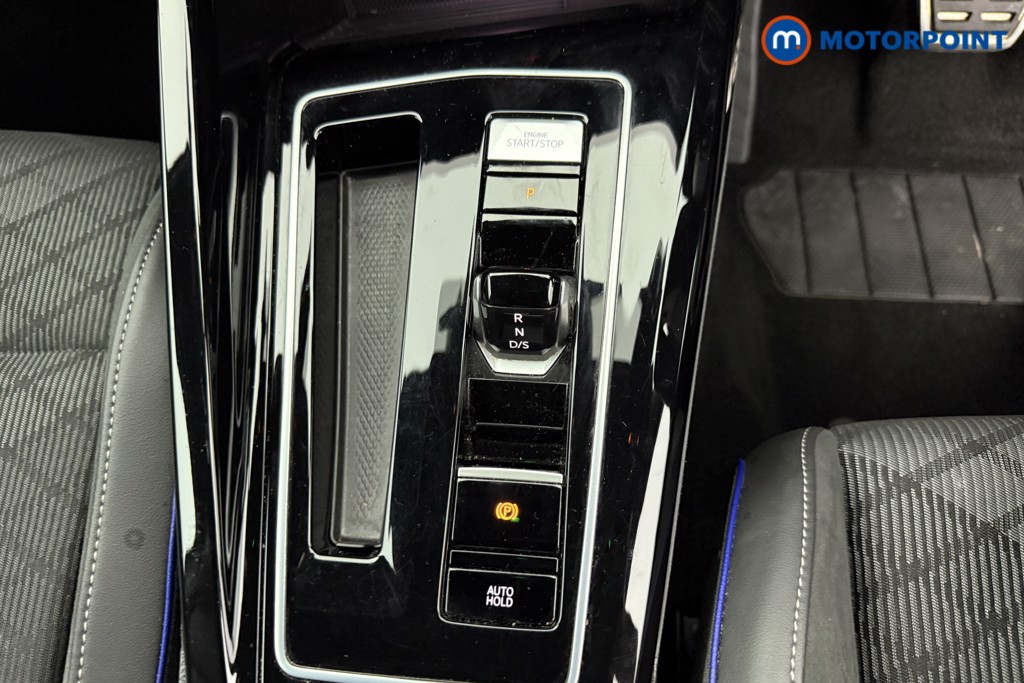 Volkswagen Golf R-Line Automatic Petrol Hatchback - Stock Number (1574673) - 12th supplementary image