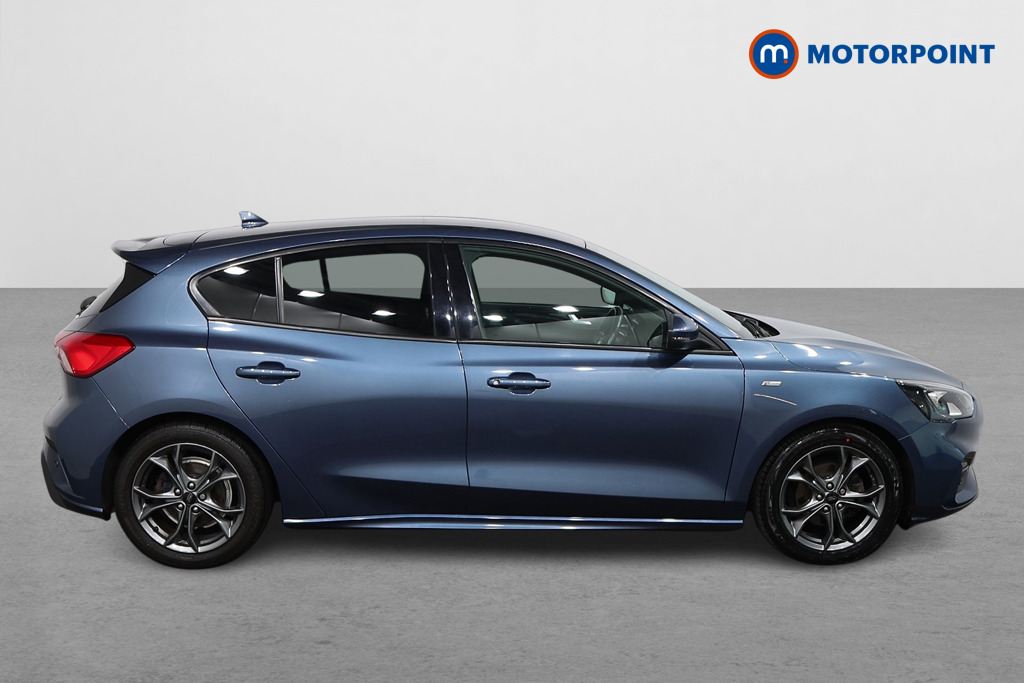 Ford Focus St-Line Manual Petrol Hatchback - Stock Number (1575983) - Drivers side