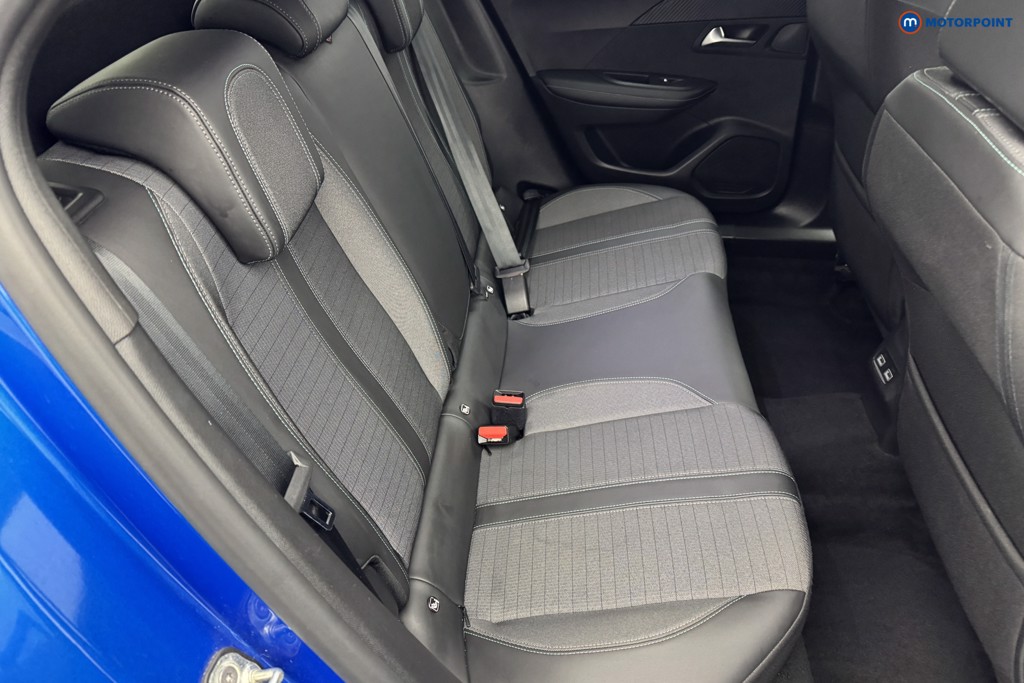 Peugeot 2008 Allure Premium Manual Diesel SUV - Stock Number (1577122) - 4th supplementary image