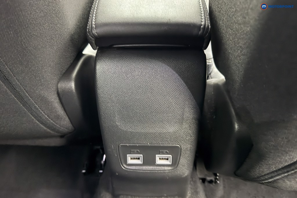 Peugeot 2008 Allure Premium Manual Diesel SUV - Stock Number (1577122) - 10th supplementary image