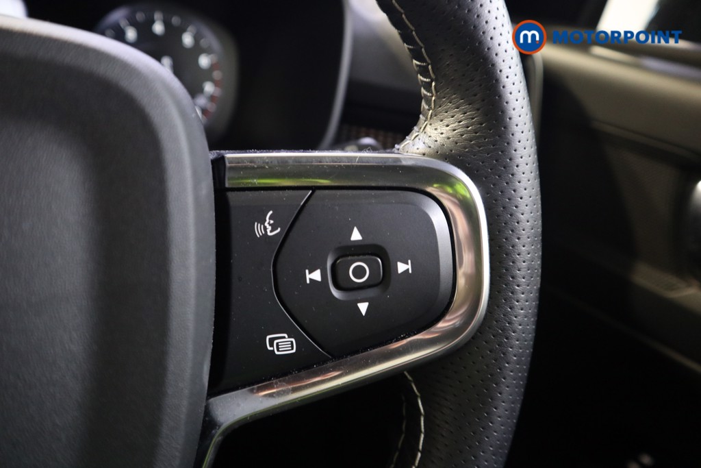 Volvo Xc40 R Design Automatic Petrol SUV - Stock Number (1577860) - 4th supplementary image