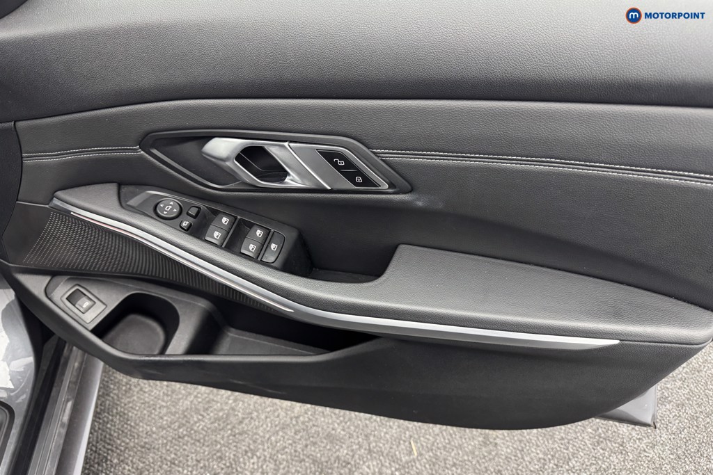 BMW 3 Series M Sport Automatic Diesel Saloon - Stock Number (1578456) - 22nd supplementary image