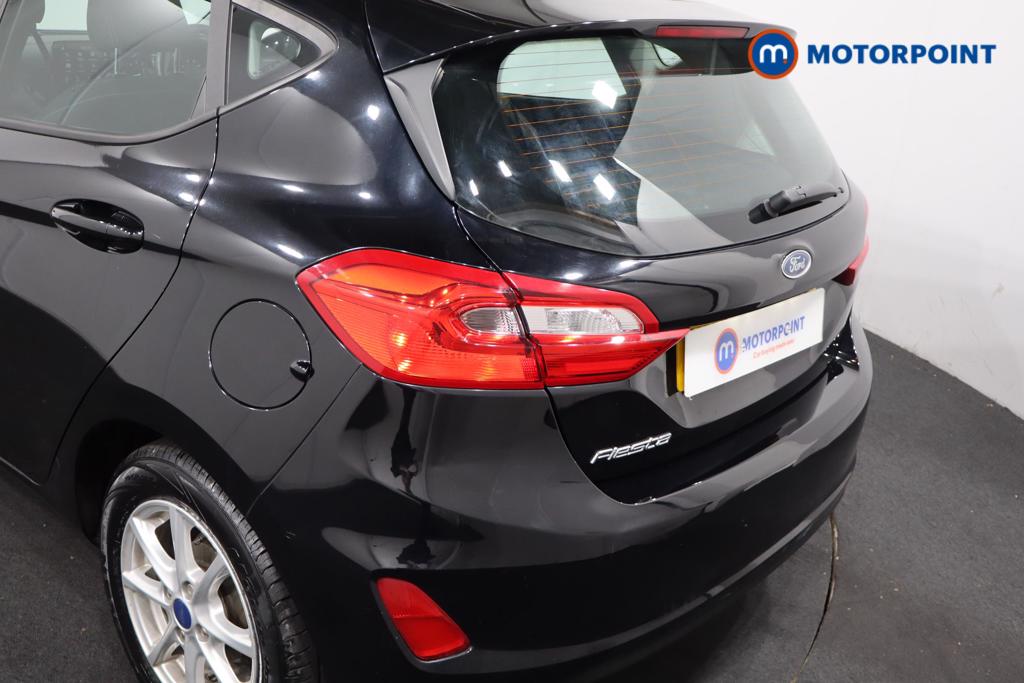 Ford Fiesta Zetec Manual Petrol Hatchback - Stock Number (1579863) - 22nd supplementary image