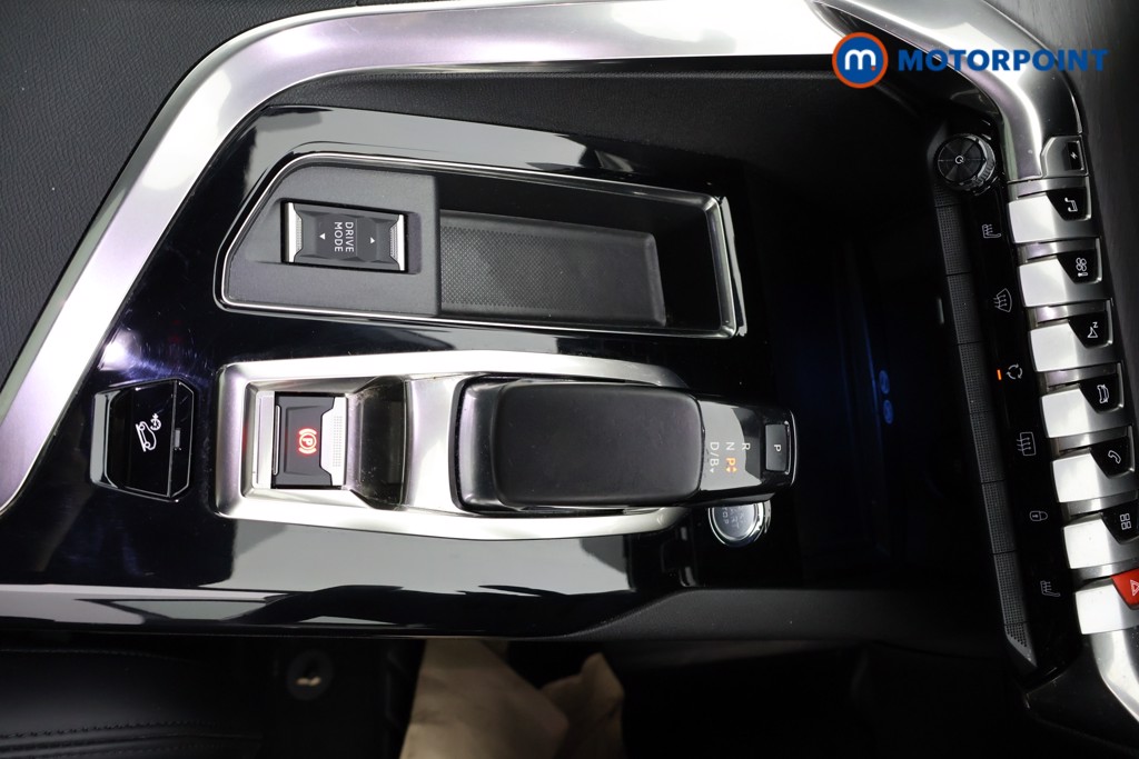 Peugeot 3008 GT Automatic Petrol Plug-In Hybrid SUV - Stock Number (1579997) - 9th supplementary image