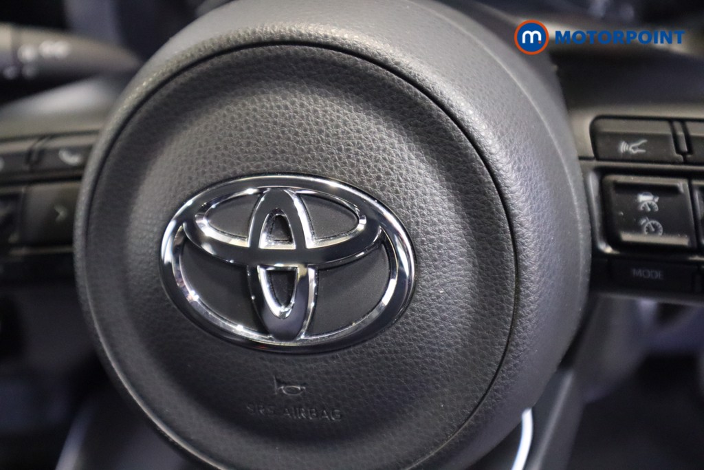 Toyota Yaris Icon Automatic Petrol-Electric Hybrid Hatchback - Stock Number (1580365) - 14th supplementary image