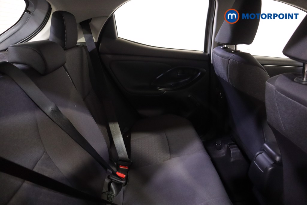 Toyota Yaris Icon Automatic Petrol-Electric Hybrid Hatchback - Stock Number (1580365) - 19th supplementary image