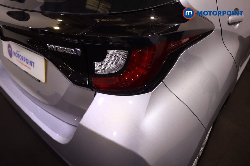 Toyota Yaris Icon Automatic Petrol-Electric Hybrid Hatchback - Stock Number (1580365) - 26th supplementary image