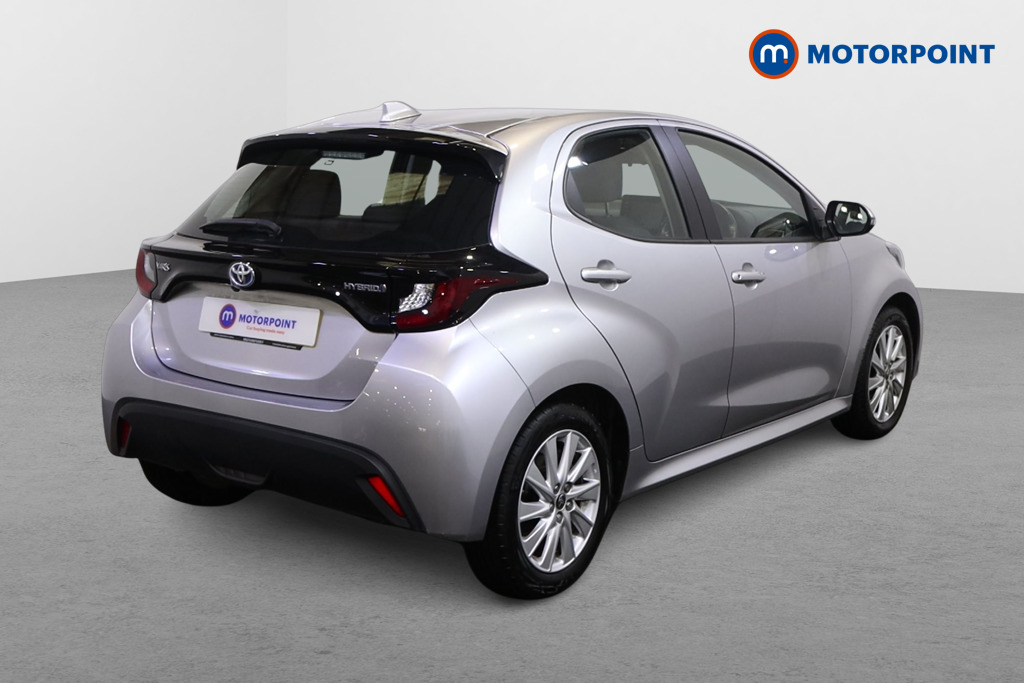 Toyota Yaris Icon Automatic Petrol-Electric Hybrid Hatchback - Stock Number (1580365) - Drivers side rear corner