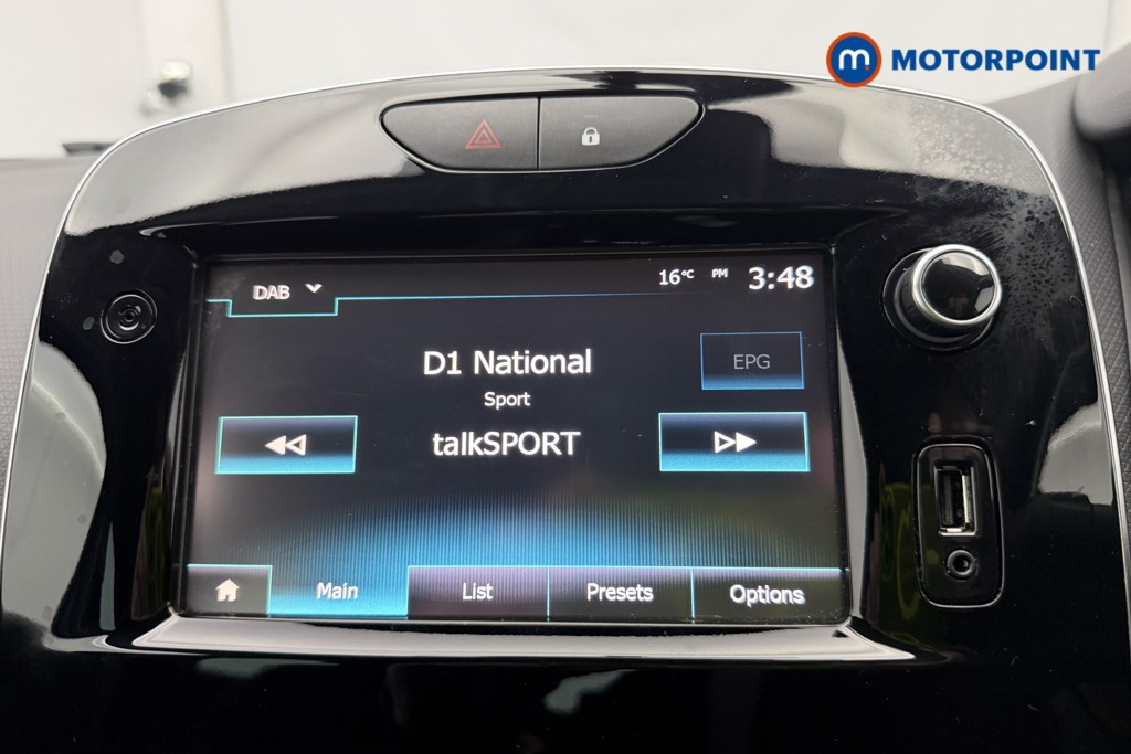 Renault Clio Iconic Manual Petrol Hatchback - Stock Number (1580469) - 4th supplementary image