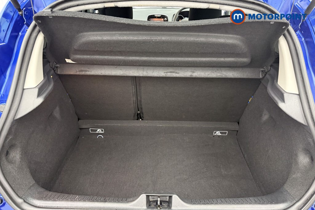Renault Clio Iconic Manual Petrol Hatchback - Stock Number (1580469) - 21st supplementary image