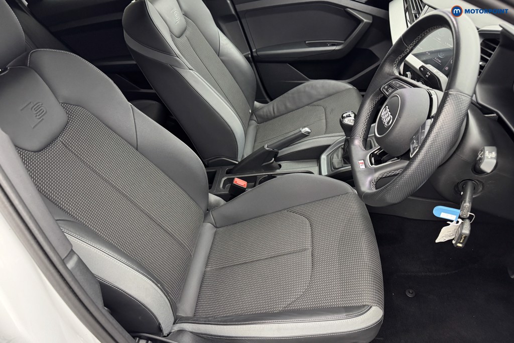Audi A1 Black Edition Manual Petrol Hatchback - Stock Number (1580577) - 5th supplementary image