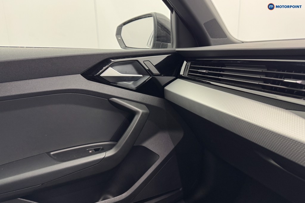 Audi A1 Black Edition Manual Petrol Hatchback - Stock Number (1580577) - 18th supplementary image