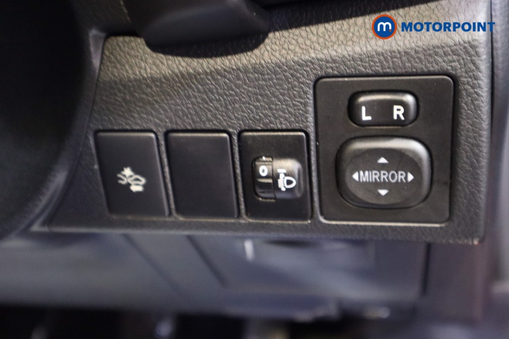 Toyota Auris Icon Tech Manual Petrol Hatchback - Stock Number (1580934) - 12th supplementary image