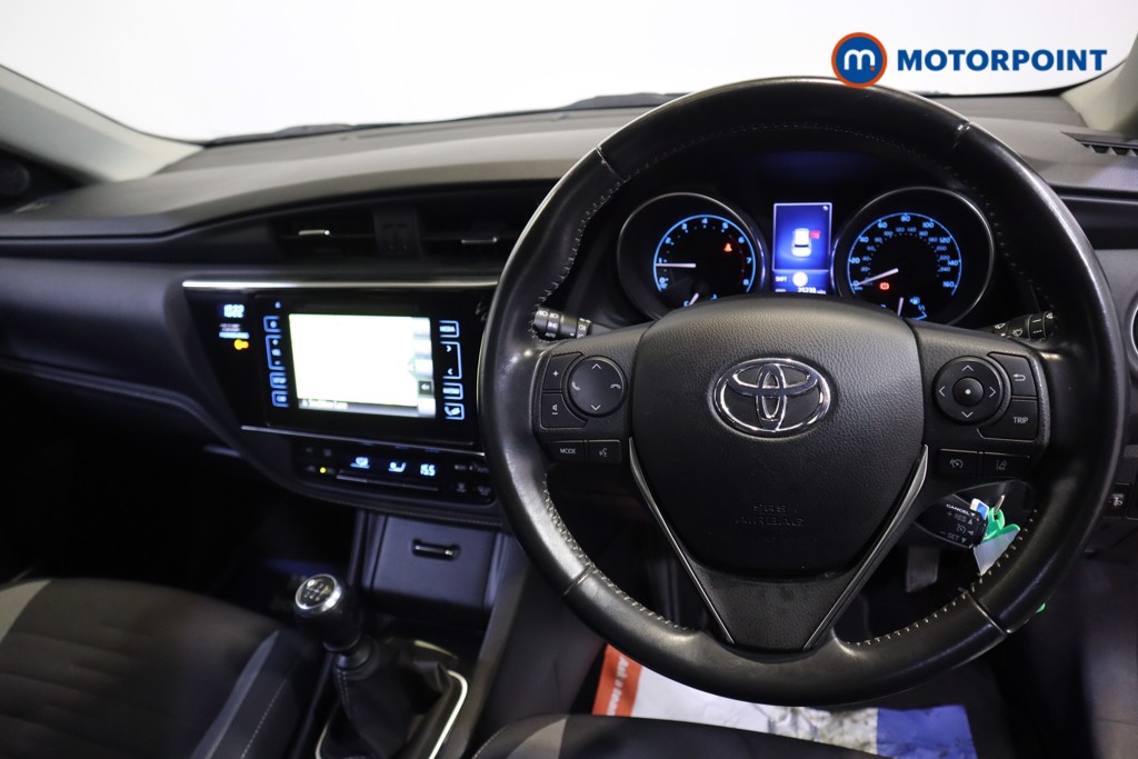 Toyota Auris Icon Tech Manual Petrol Hatchback - Stock Number (1580934) - 1st supplementary image