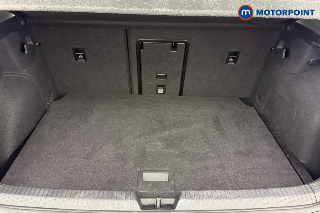 Volkswagen Golf Life Manual Petrol Hatchback - Stock Number (1581360) - 20th supplementary image
