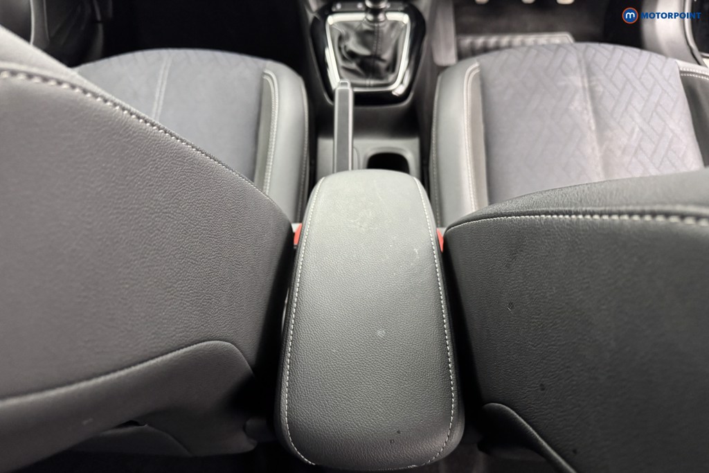 Vauxhall Corsa Elite Edition Manual Petrol Hatchback - Stock Number (1581388) - 10th supplementary image