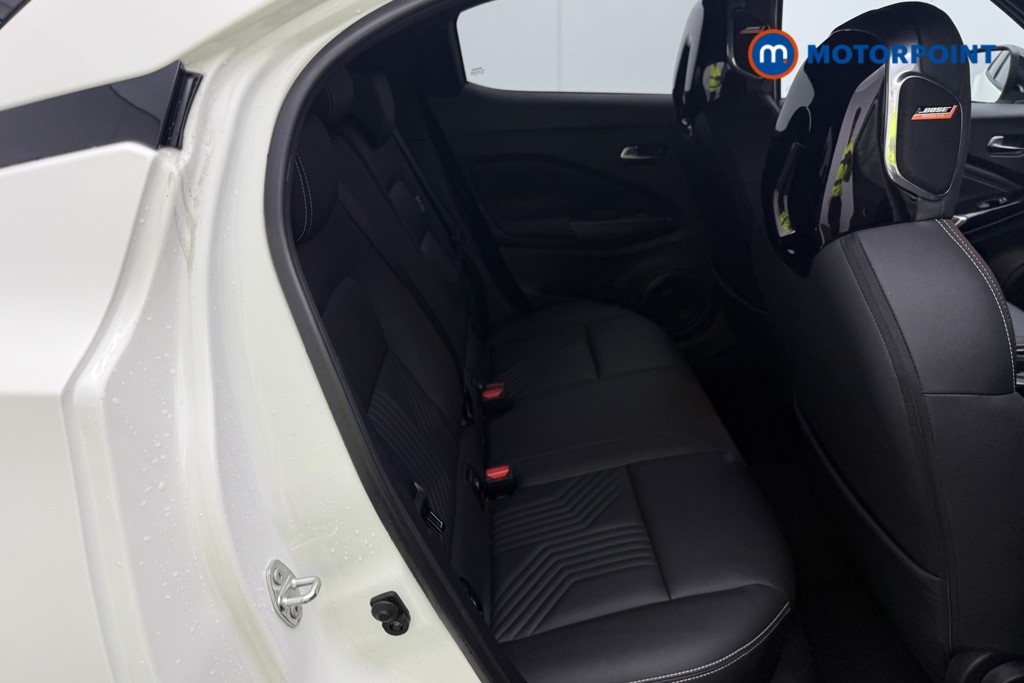 Nissan Juke Tekna Automatic Petrol SUV - Stock Number (1581985) - 3rd supplementary image