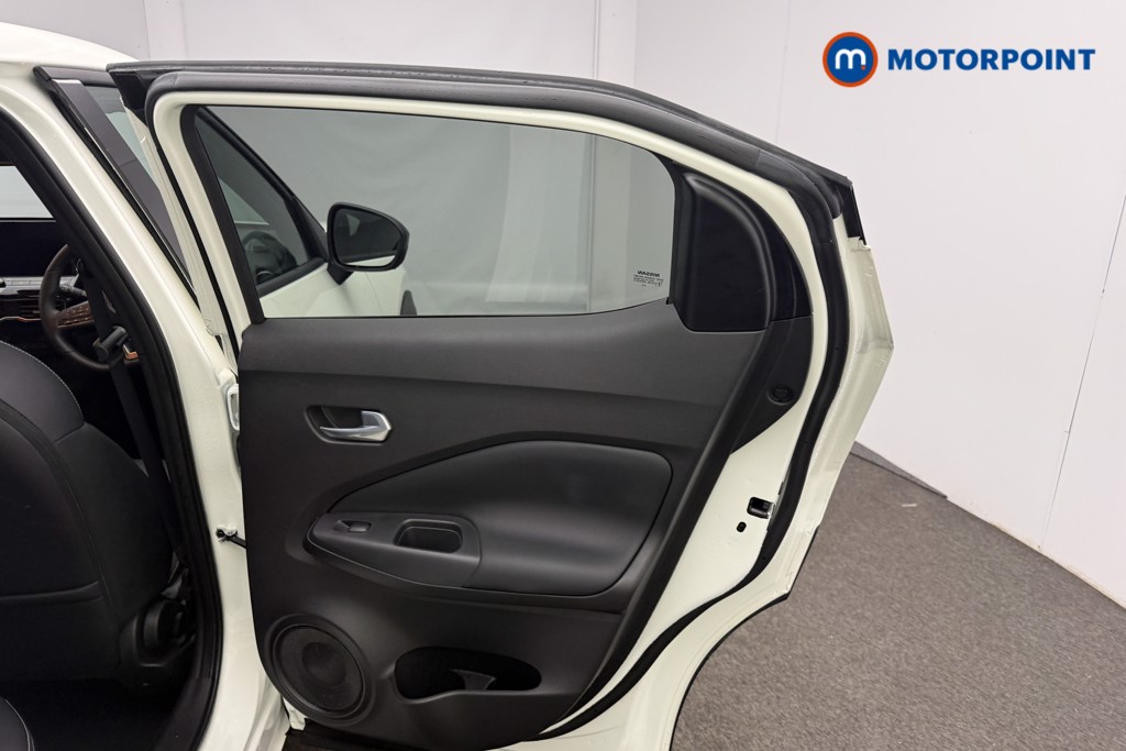 Nissan Juke Tekna Automatic Petrol SUV - Stock Number (1581985) - 5th supplementary image