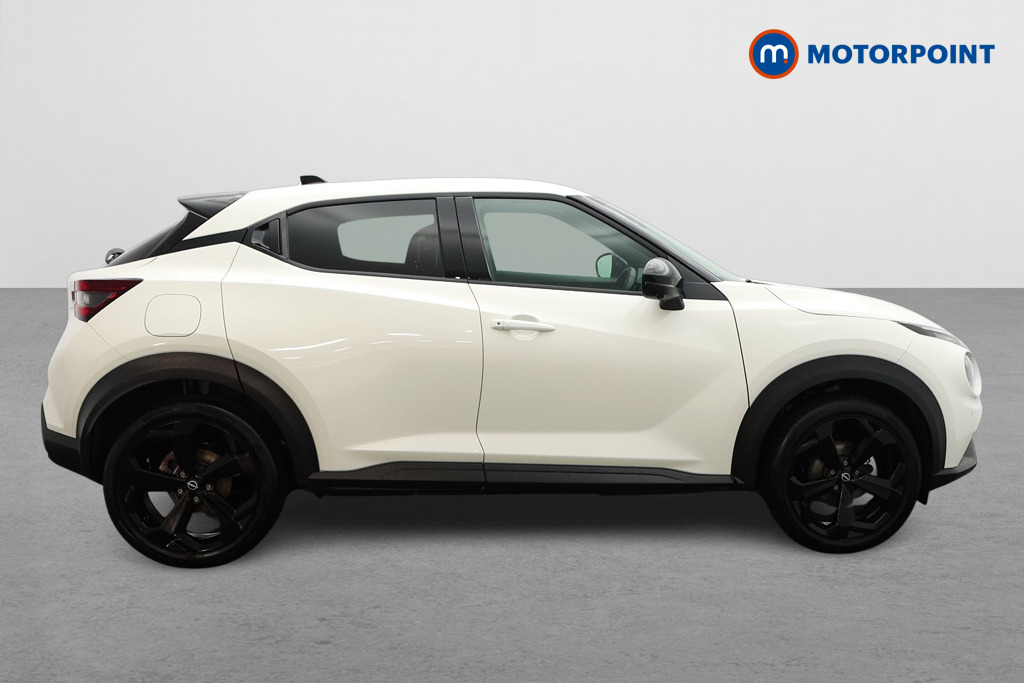 Nissan Juke Tekna Automatic Petrol SUV - Stock Number (1581985) - Drivers side