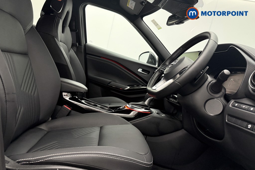 Nissan Juke Tekna Automatic Petrol SUV - Stock Number (1581998) - 8th supplementary image