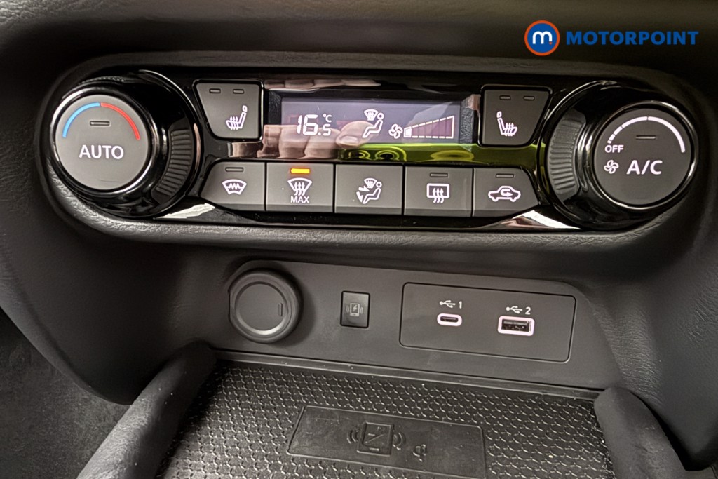Nissan Juke Tekna Automatic Petrol SUV - Stock Number (1581998) - 16th supplementary image