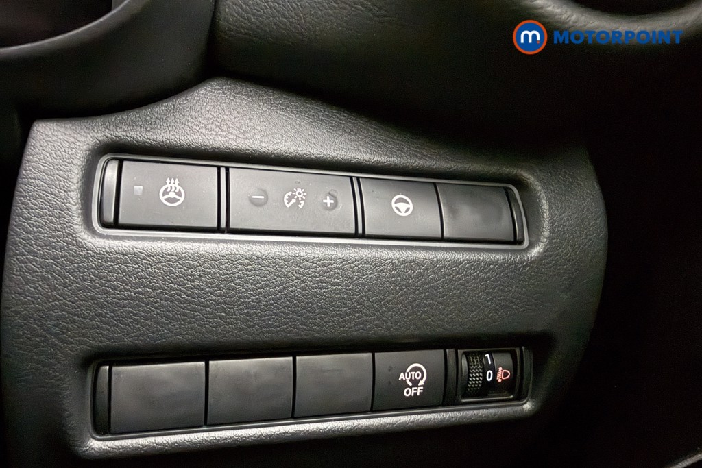 Nissan Juke Tekna Automatic Petrol SUV - Stock Number (1581998) - 17th supplementary image