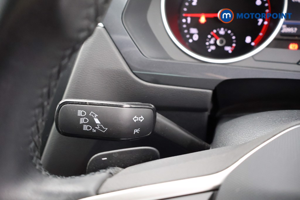 Volkswagen Tiguan Life Automatic Petrol SUV - Stock Number (1582012) - 5th supplementary image