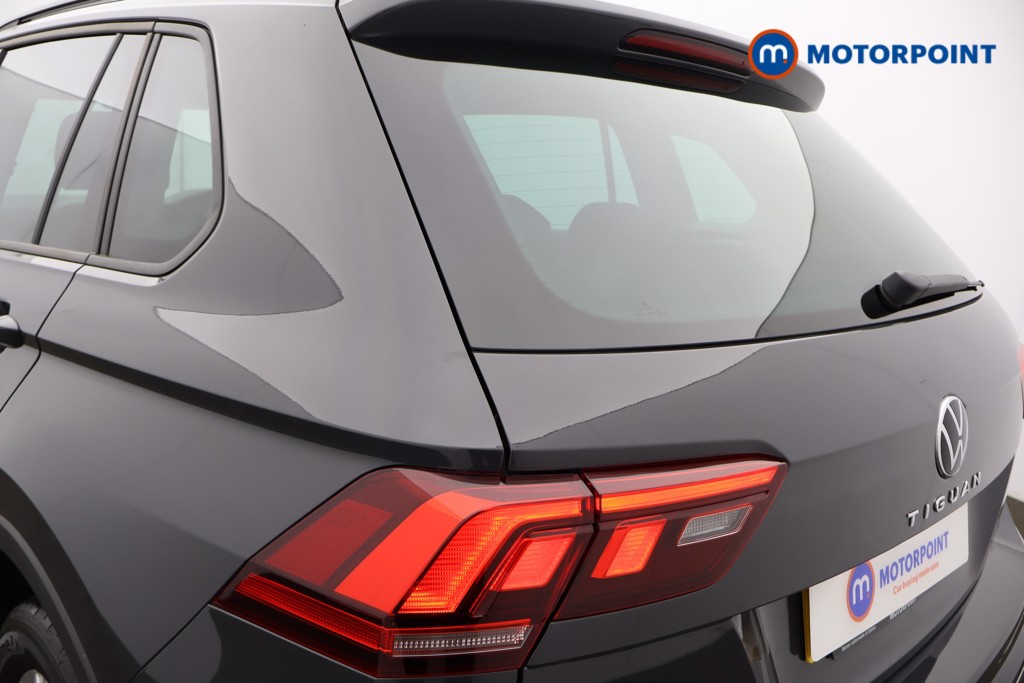 Volkswagen Tiguan Life Automatic Petrol SUV - Stock Number (1582012) - 24th supplementary image