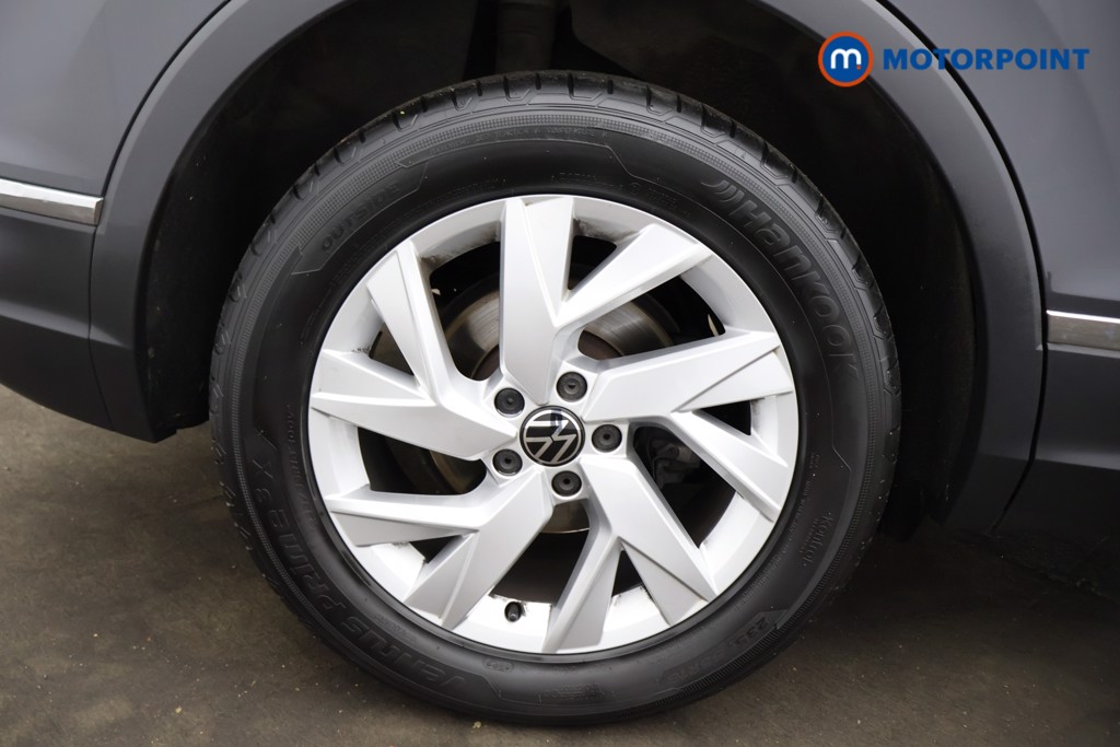 Volkswagen Tiguan Life Automatic Petrol SUV - Stock Number (1582012) - 27th supplementary image