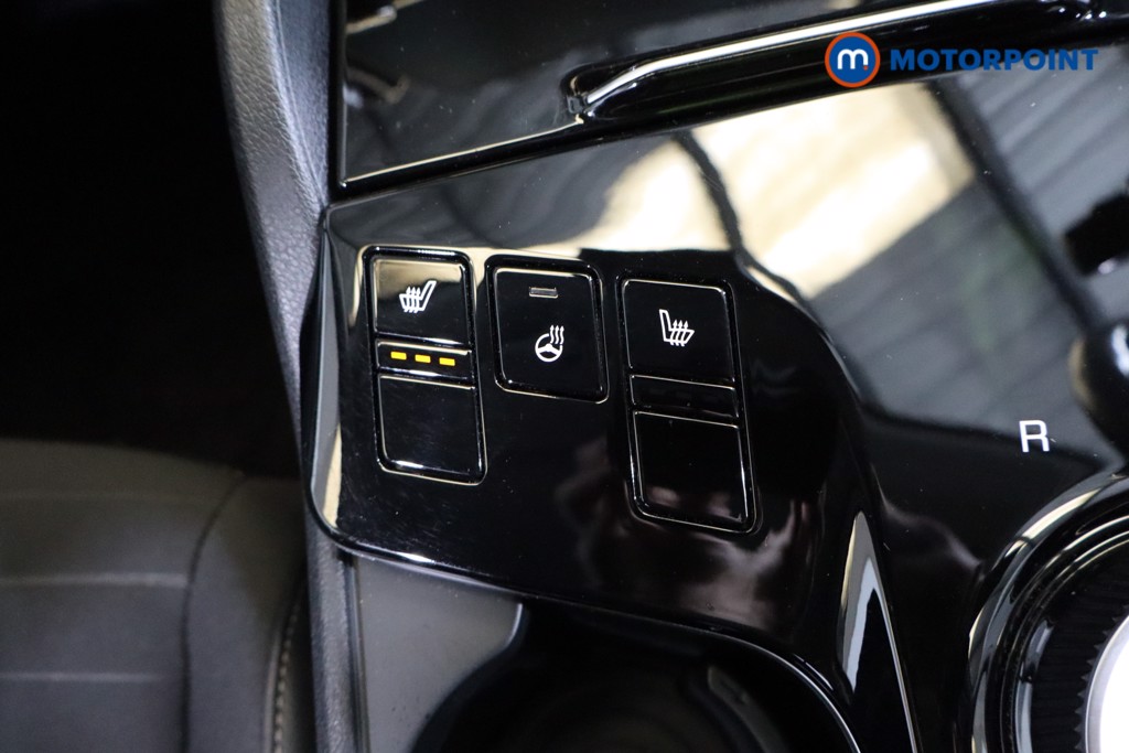 KIA Sportage 3 Automatic Petrol-Electric Hybrid SUV - Stock Number (1582037) - 15th supplementary image