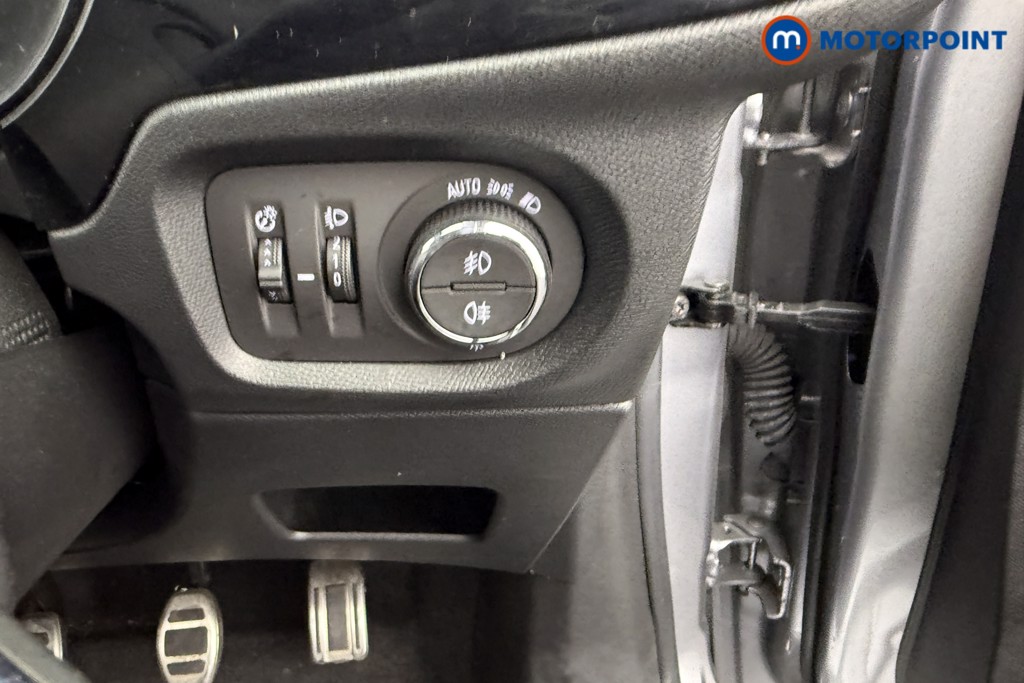 Vauxhall Corsa GS Manual Petrol Hatchback - Stock Number (1582168) - 14th supplementary image