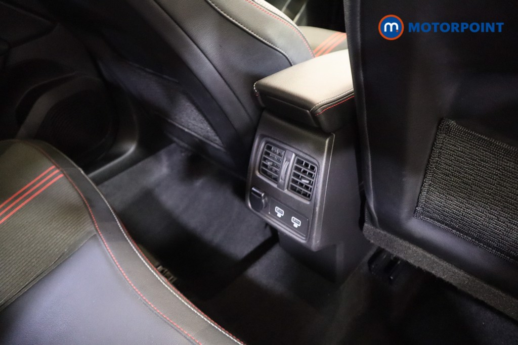 Renault Captur R.S. Line Automatic Petrol-Electric Hybrid SUV - Stock Number (1582343) - 17th supplementary image