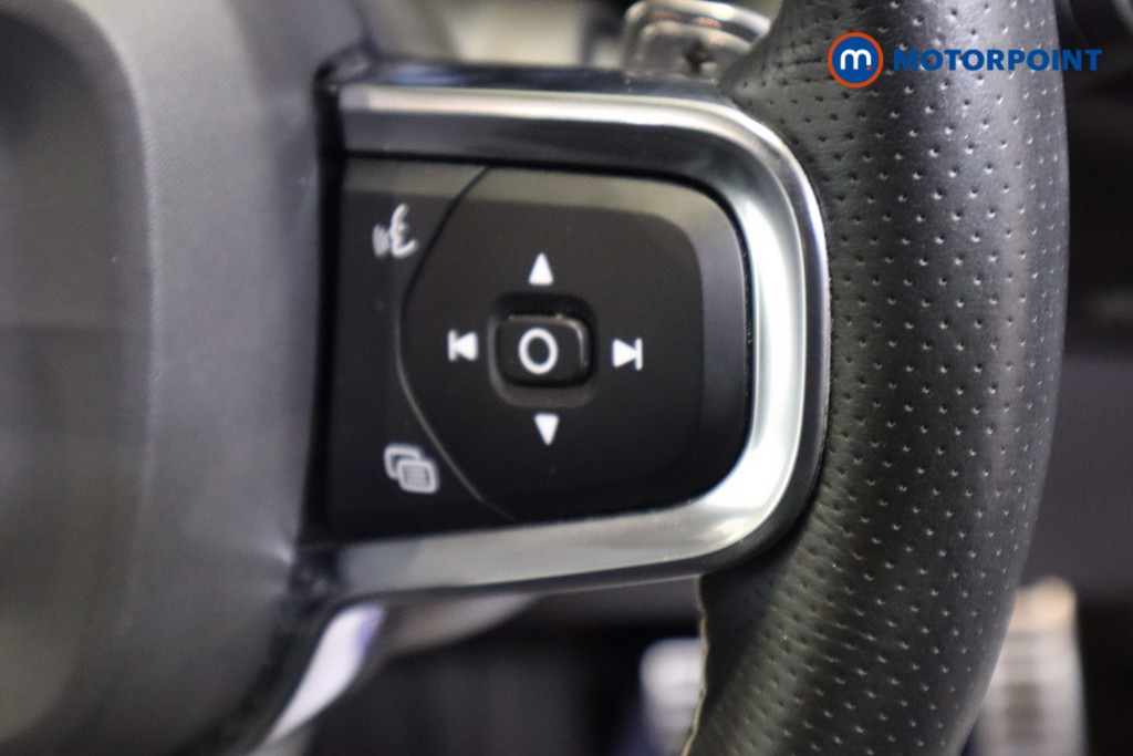 Volvo Xc40 R Design Pro Automatic Diesel SUV - Stock Number (1582358) - 12th supplementary image