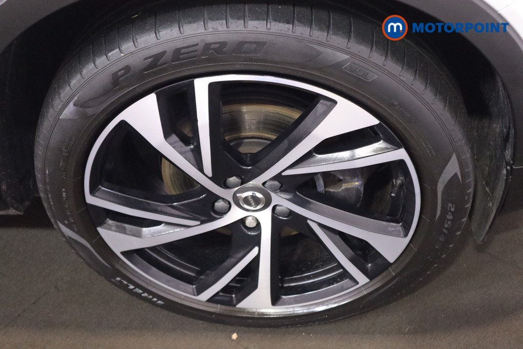 Volvo Xc40 R Design Pro Automatic Diesel SUV - Stock Number (1582358) - 24th supplementary image