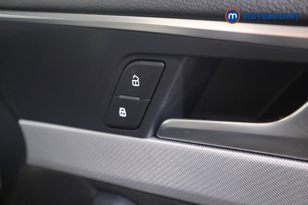 Audi A4 Technik Automatic Petrol Saloon - Stock Number (1582658) - 13th supplementary image